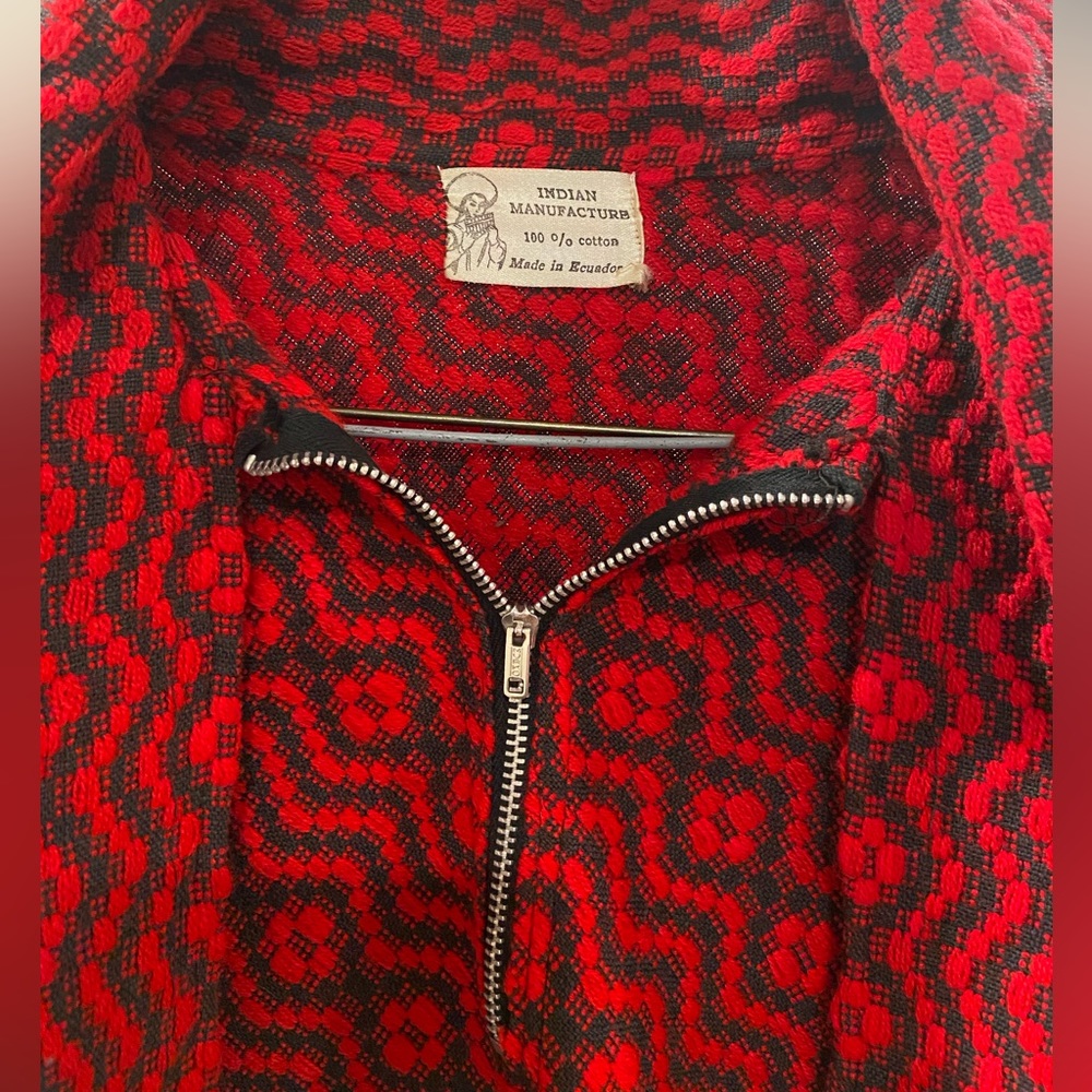 Shawl with attached scarf - Picture 4 of 9